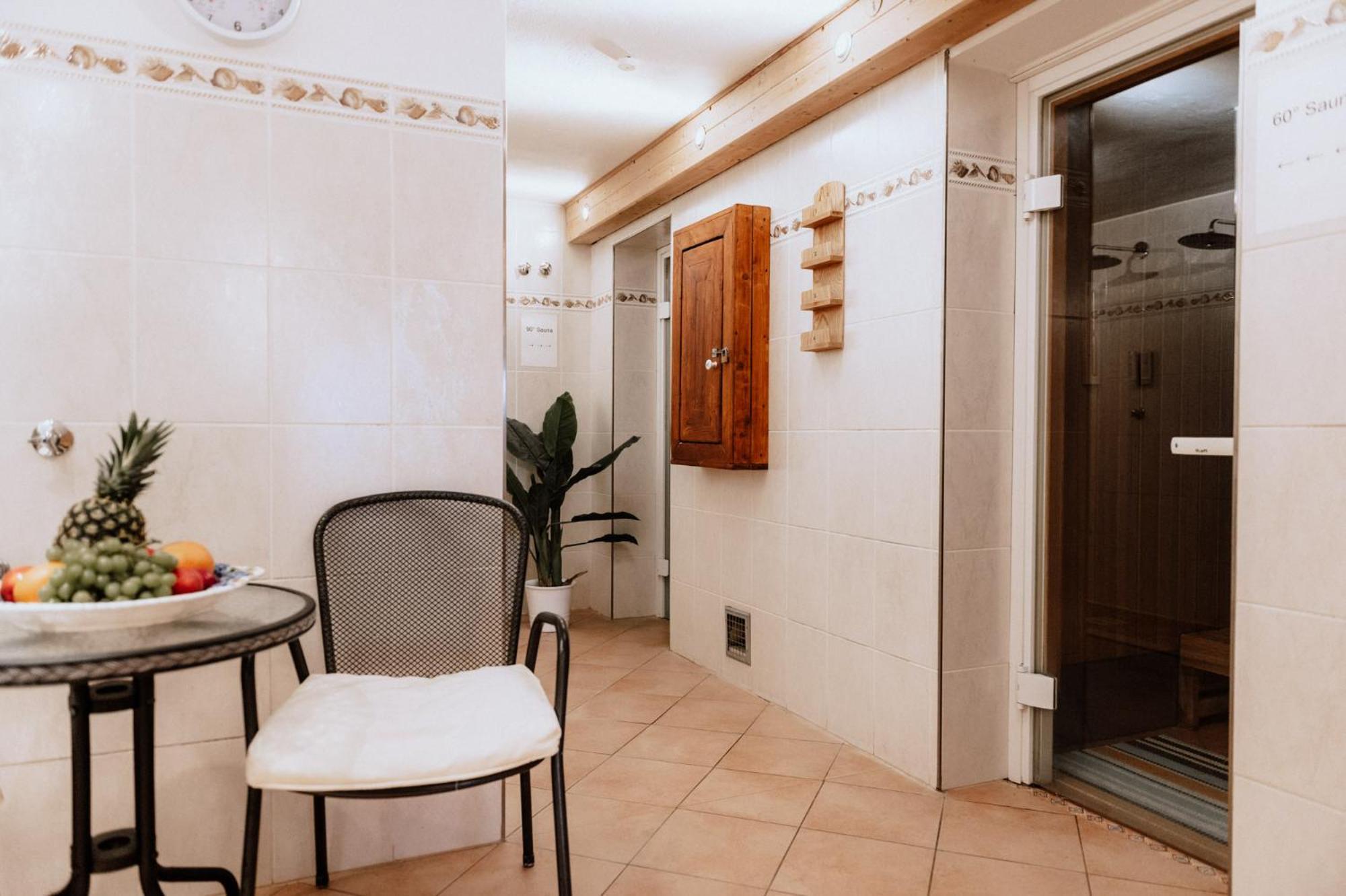 Ferienwohnung Am Kurpark Бад-Лаутерберг Экстерьер фото